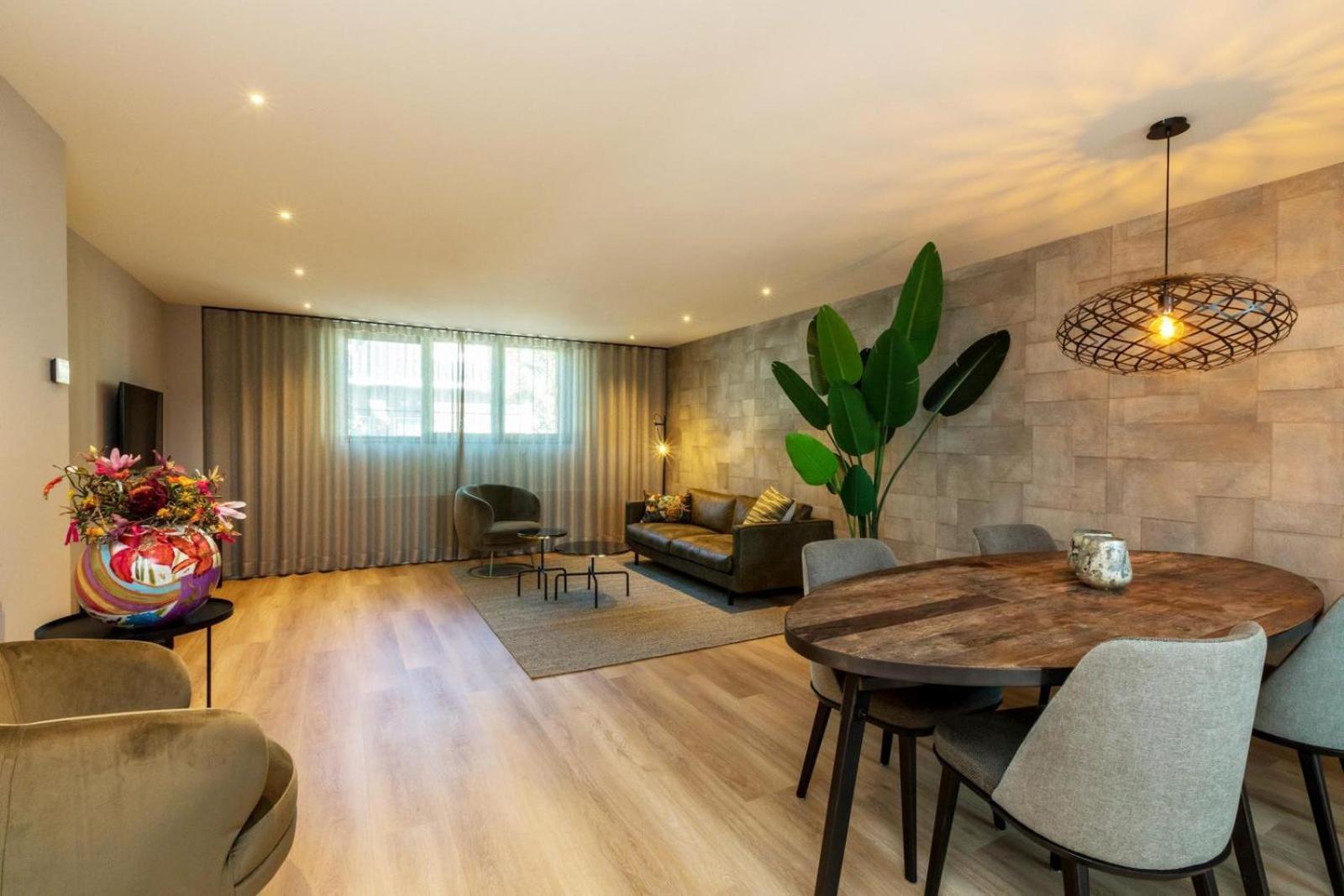 Luxe Appartement - Ooststraat 8A | 돔브르흐 외부 사진