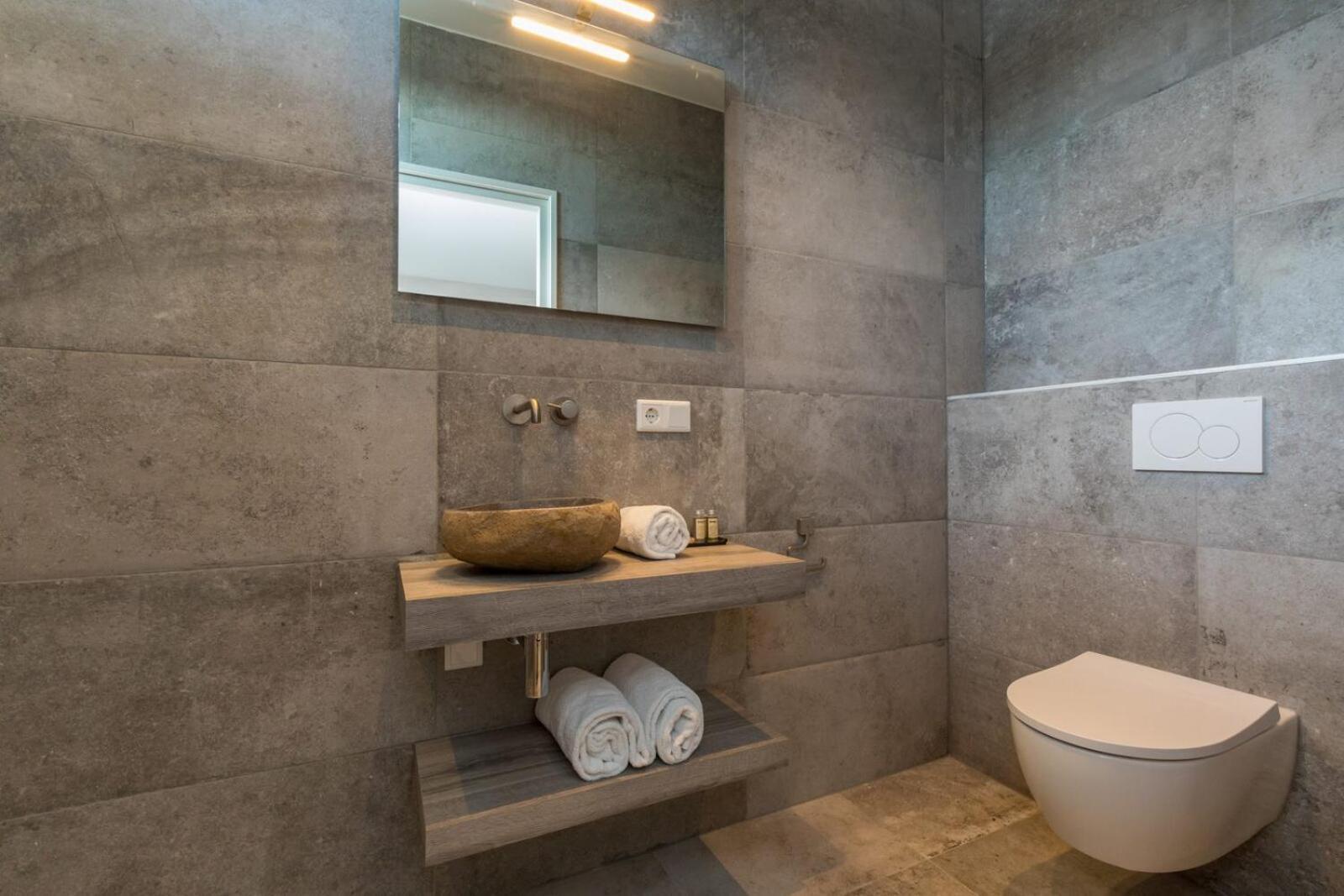 Luxe Appartement - Ooststraat 8A | 돔브르흐 외부 사진
