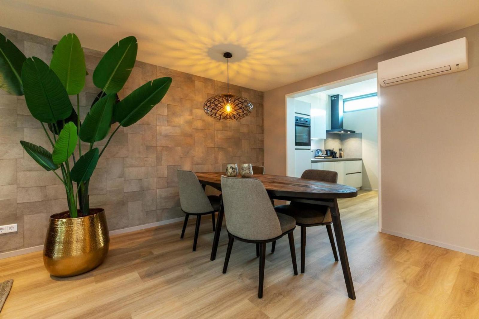 Luxe Appartement - Ooststraat 8A | 돔브르흐 외부 사진